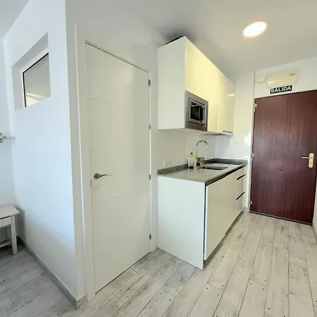Ver61 - Design With Sea Views And Pool - 6th Floor, Ac, Lift *